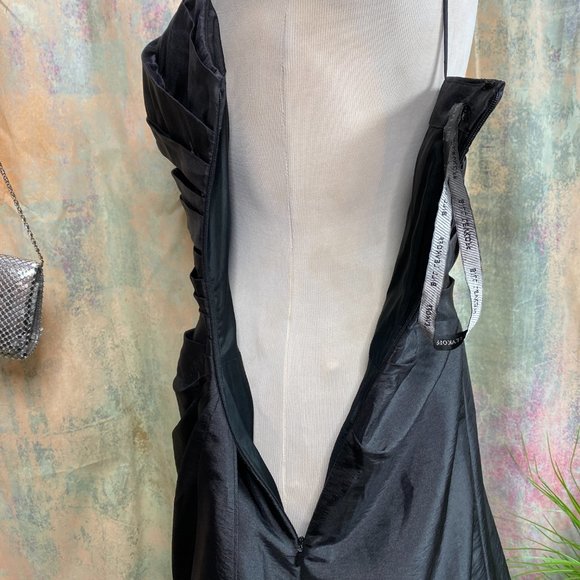 ๐Bill Levkoff Stunning Evening Gown w/ Train or Cascading, Prom - Wedding -Ball - Picture 11 of 16
